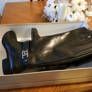 Michael kors black leather riding boots